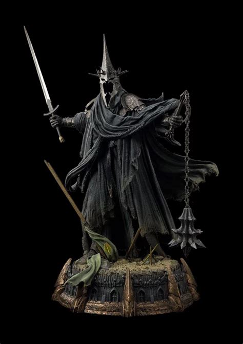 Witch king monument